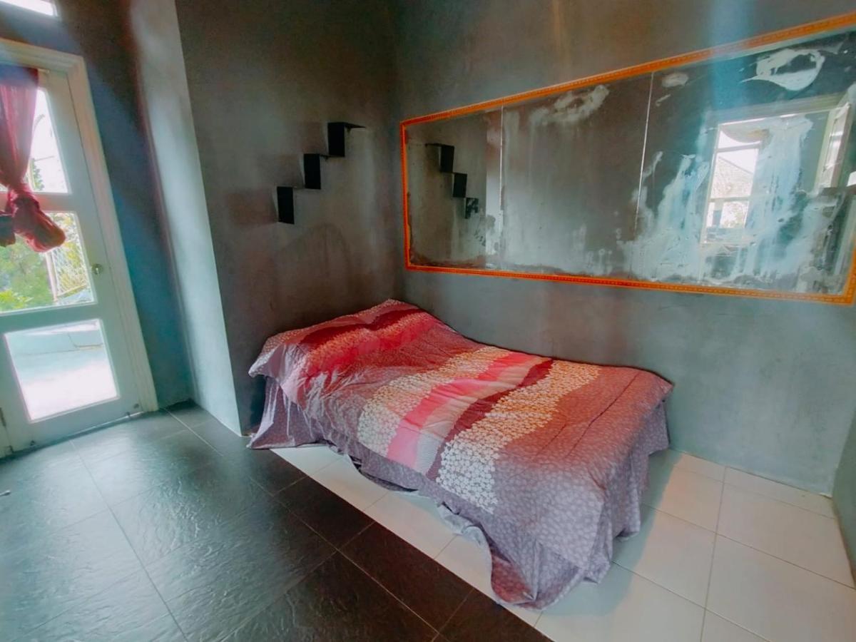 Villa Santika Puncak Pass Cimacan Екстериор снимка