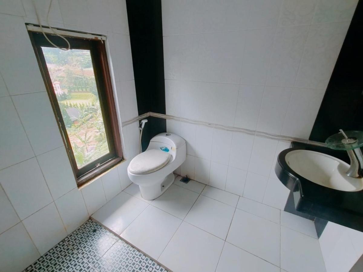 Villa Santika Puncak Pass Cimacan Екстериор снимка