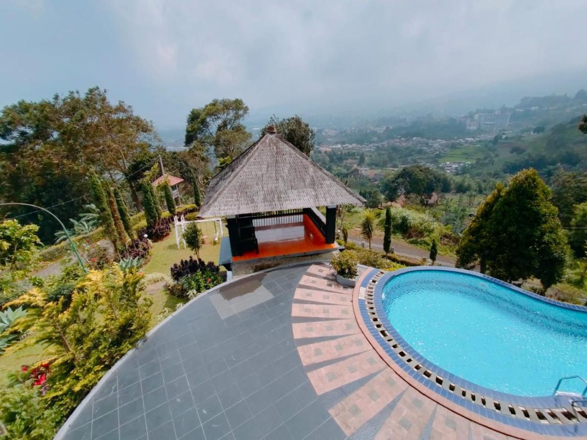 Villa Santika Puncak Pass Cimacan Екстериор снимка